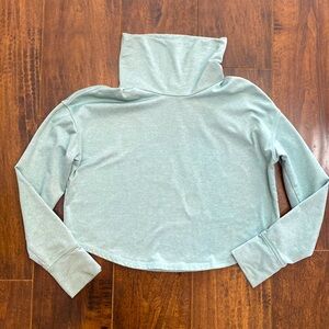 Girls old navy cozecore 10/12 active top
